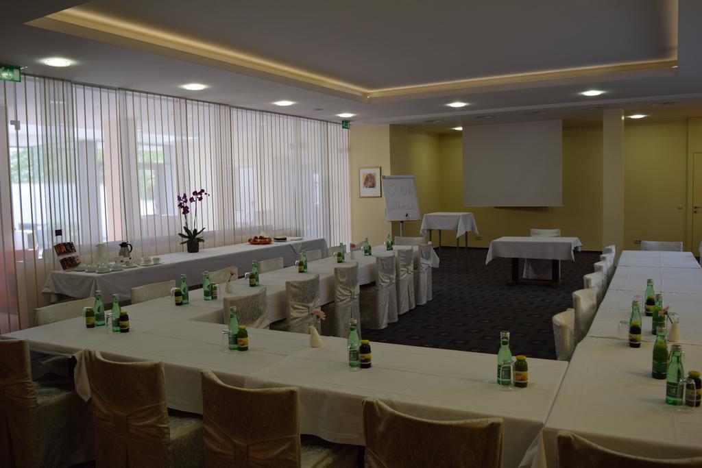 Stadthotel Guertler Amstetten Exteriér fotografie