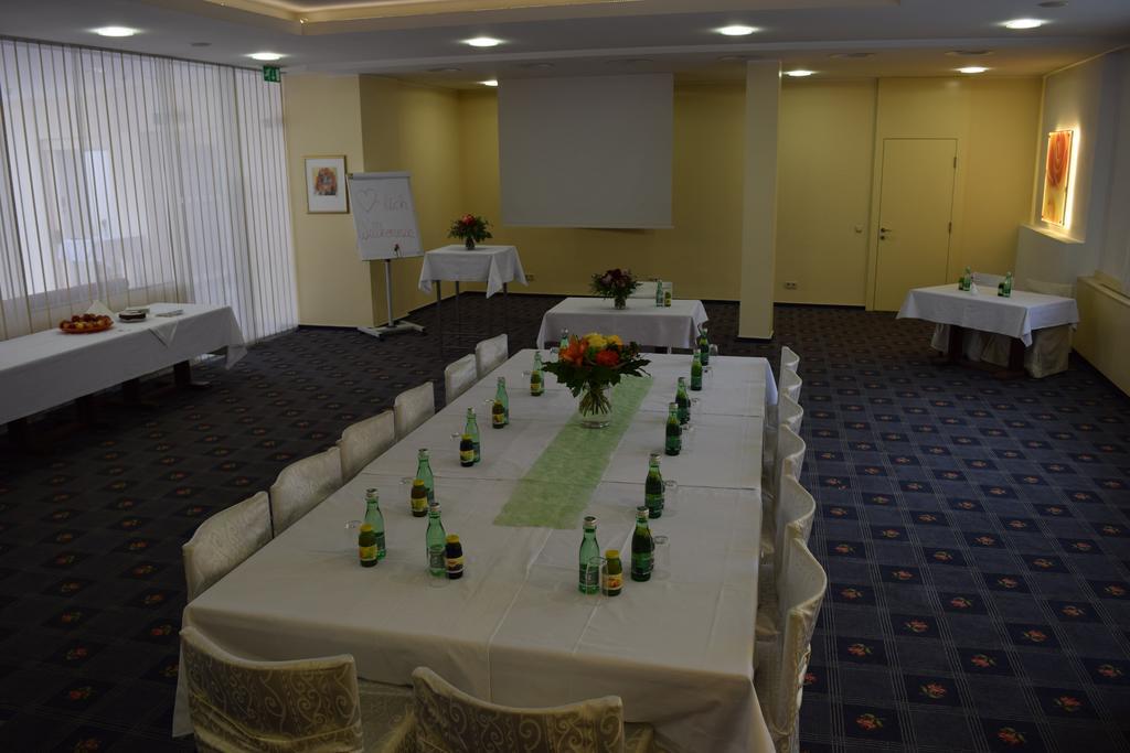 Stadthotel Guertler Amstetten Exteriér fotografie